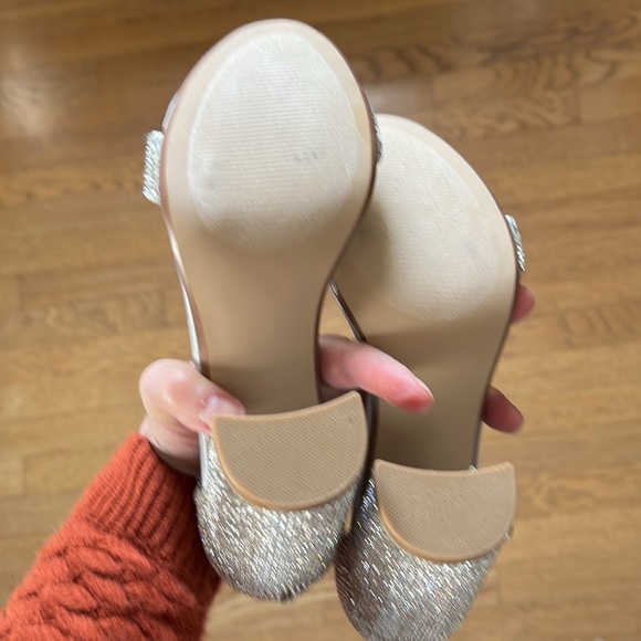 STEVE MADDEN Rhinestone Sandals Heels New Size 7.5 - Picture 8 of 10